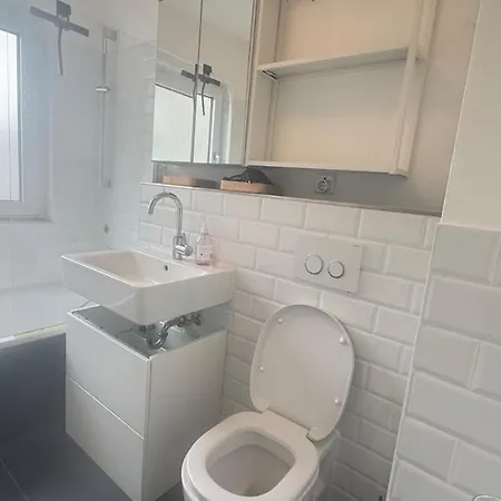 Modern Near Frankfurt Bitte Nur Ueber Air-bnb Buchen -perfect Location Lejlighed Neu-Isenburg