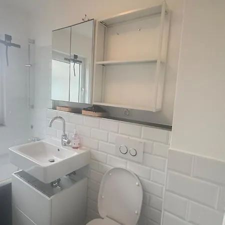 Lejlighed Modern Near Frankfurt Bitte Nur Ueber Air-bnb Buchen -perfect Location