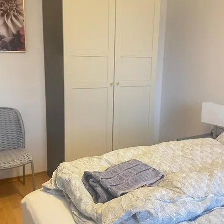 Modern Near Frankfurt Bitte Nur Ueber Air-bnb Buchen -perfect Location Lejlighed Neu-Isenburg