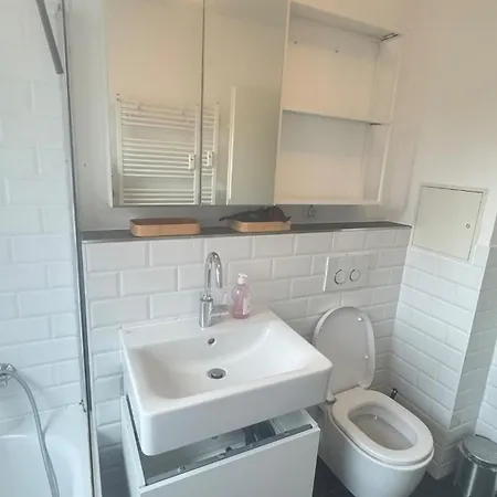 Modern Near Frankfurt Bitte Nur Ueber Air-bnb Buchen -perfect Location Lejlighed *