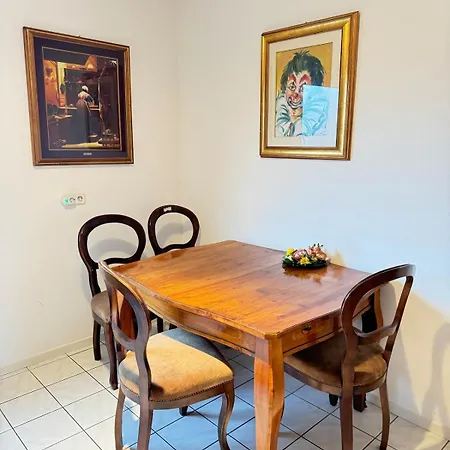 Modern Near Frankfurt Bitte Nur Ueber Air-bnb Buchen -perfect Location Neu-Isenburg